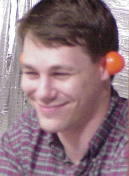 aron.jpg (32732 bytes)